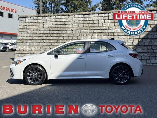 2026 Toyota Corolla Hatchback XSE