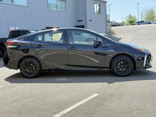 Midnight Black Metallic 2020 Toyota Prius XLE