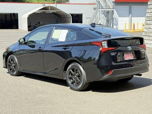 Midnight Black Metallic 2020 Toyota Prius XLE