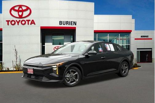 Aurora Black Pearl 2025 Kia K4