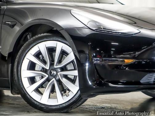 2022 Tesla Model 3 Base