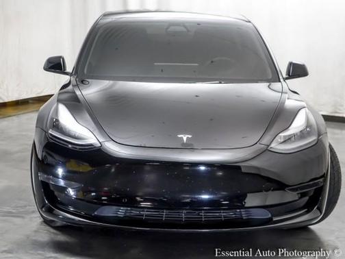 2022 Tesla Model 3 Base