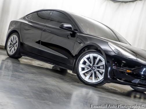 2022 Tesla Model 3 Base