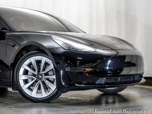 2022 Tesla Model 3 Base