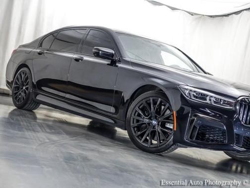 Black Sapphire Metallic 2022 BMW 750 i xDrive