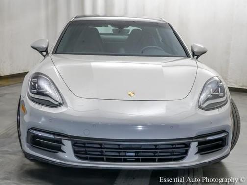 2020 Porsche Panamera 4