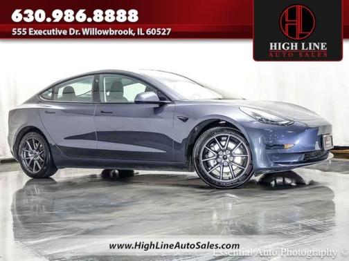 Midnight Silver Metallic 2023 Tesla Model 3 Base