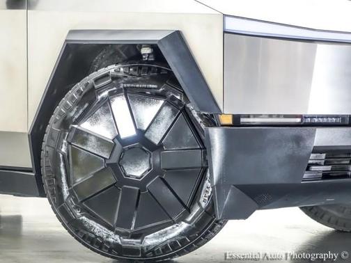 2024 Tesla Cybertruck Cyberbeast