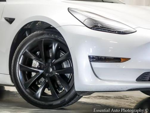 2022 Tesla Model 3 Base