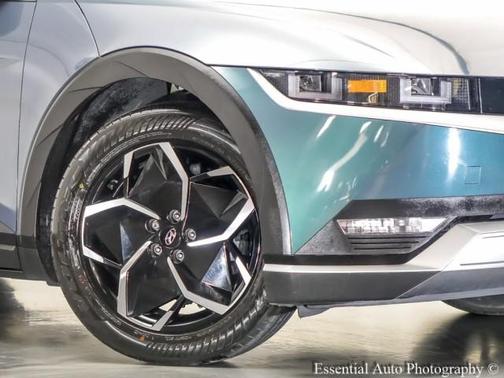 2022 Hyundai IONIQ 5 SE