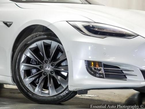 2020 Tesla Model S Long Range Plus
