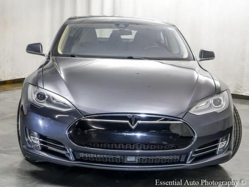 2015 Tesla Model S 85D