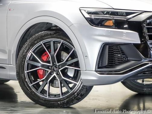 2019 Audi Q8 Premium Plus