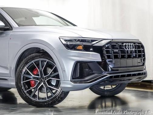 2019 Audi Q8 Premium Plus