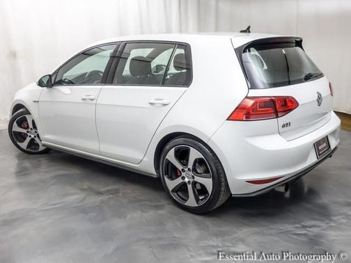 2016 Volkswagen Golf GTI 2.0T SE 4-Door