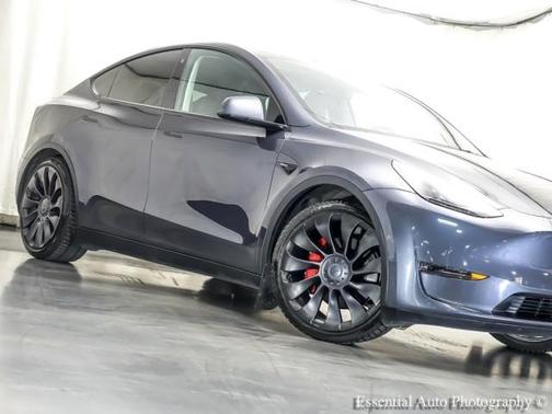 Midnight Silver Metallic 2022 Tesla Model Y Performance