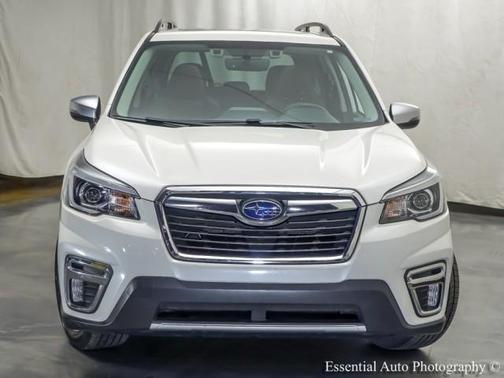 Crystal White Pearl 2020 Subaru Forester Touring