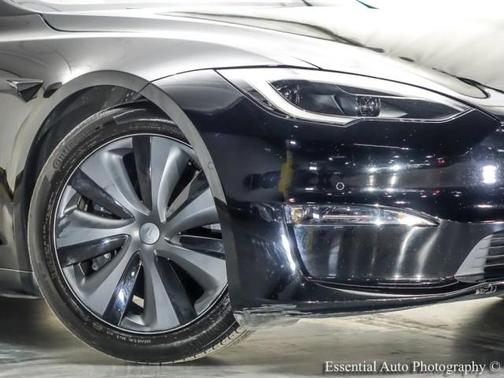 Black 2022 Tesla Model S Base