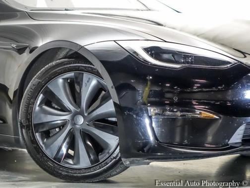 2023 Tesla Model S Base