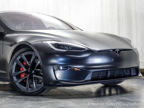 Matte Black 2023 Tesla Model S Plaid