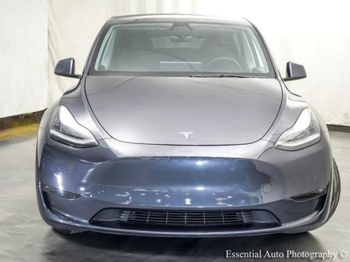 Midnight Silver Metallic 2021 Tesla Model Y Long Range
