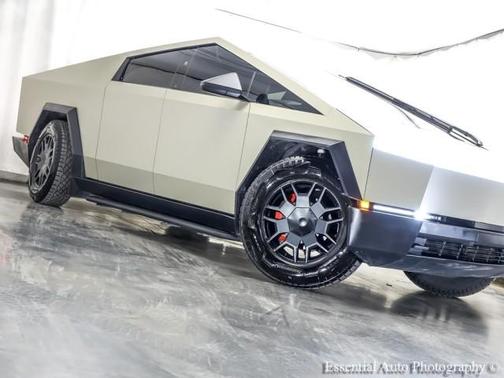 2024 Tesla Cybertruck Base
