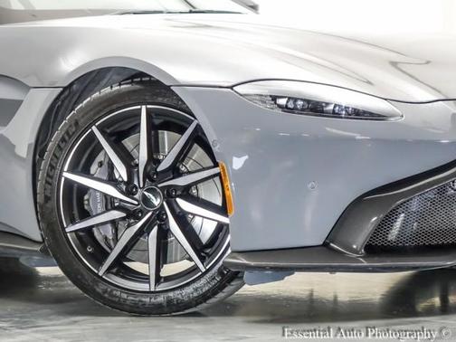 2019 Aston Martin Vantage Base
