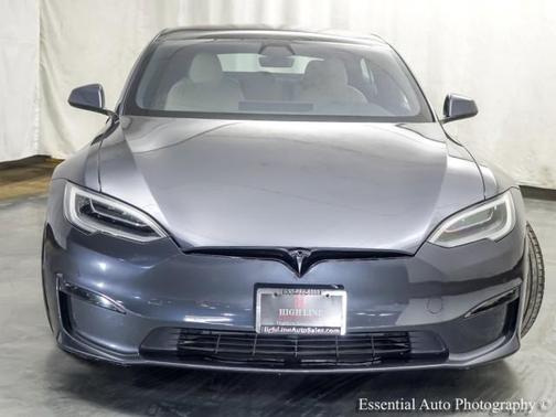 2022 Tesla Model S Base