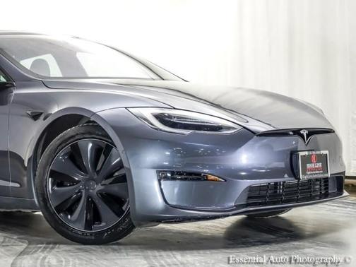 2022 Tesla Model S Base