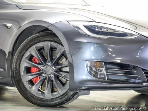 2020 Tesla Model S Performance