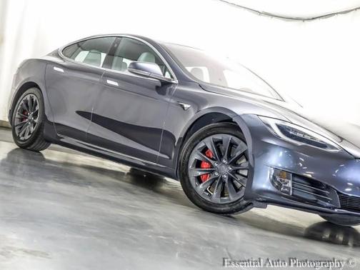 2020 Tesla Model S Performance