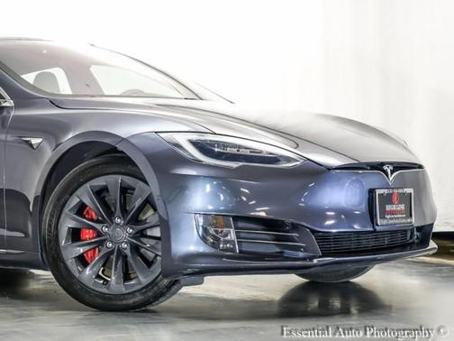 2020 Tesla Model S Performance