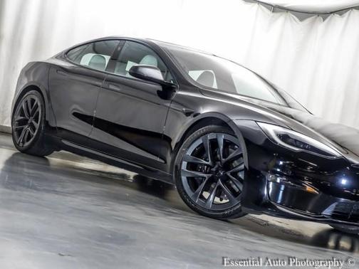 2022 Tesla Model S Base
