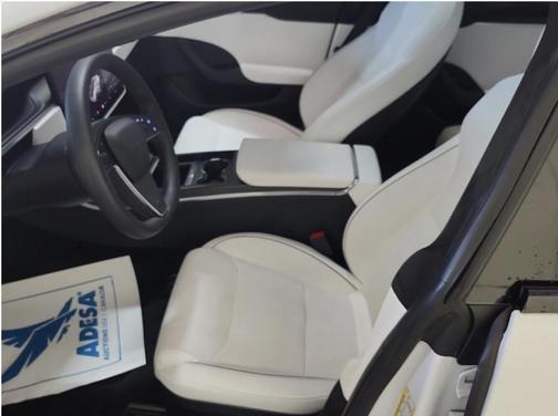 2023 Tesla Model S Plaid