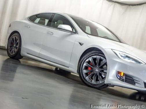 2020 Tesla Model S Performance