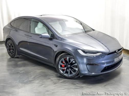 Midnight Silver Metallic 2023 Tesla Model X Plaid