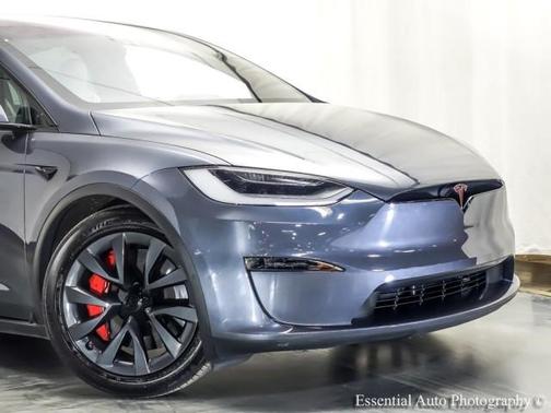 Midnight Silver Metallic 2023 Tesla Model X Plaid