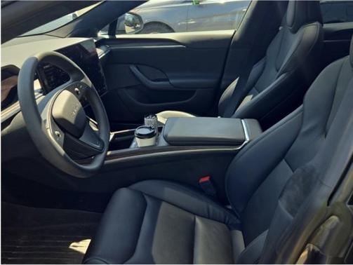 Midnight Silver Metallic 2023 Tesla Model S HW4