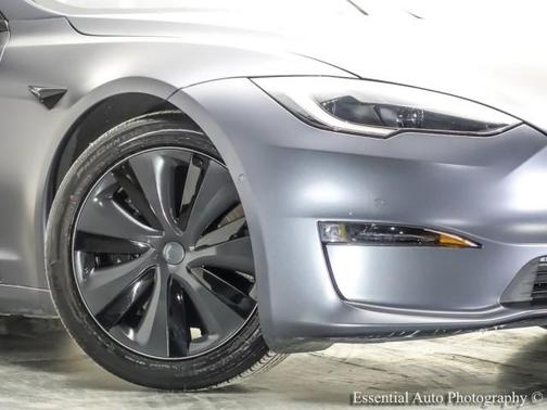 2022 Tesla Model S Plaid