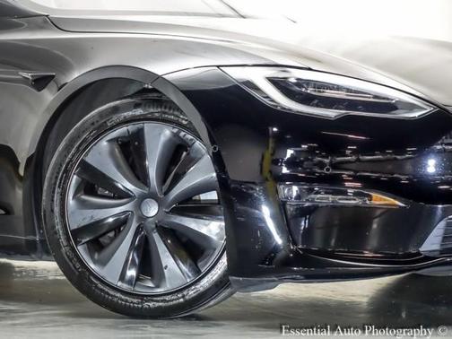 2022 Tesla Model S Base