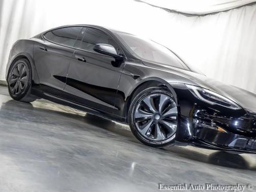 2022 Tesla Model S Base