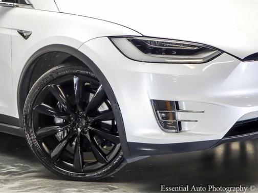 2020 Tesla Model X Long Range Plus