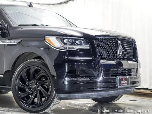 2022 Lincoln Navigator L Reserve