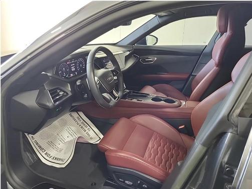 2023 Audi e-tron GT Prestige