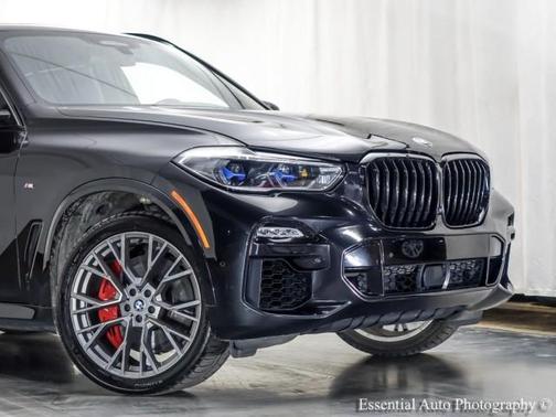 Black Sapphire Metallic 2021 BMW X5 M50i