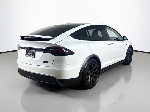 Pearl White Multi 2023 Tesla Model X Plaid