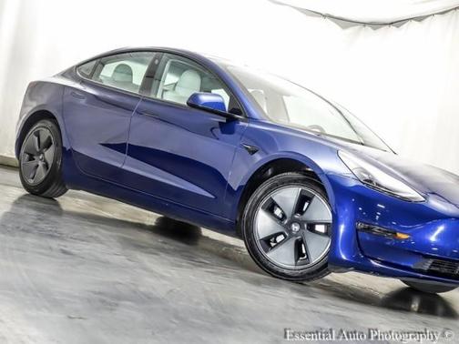 2022 Tesla Model 3 Long Range