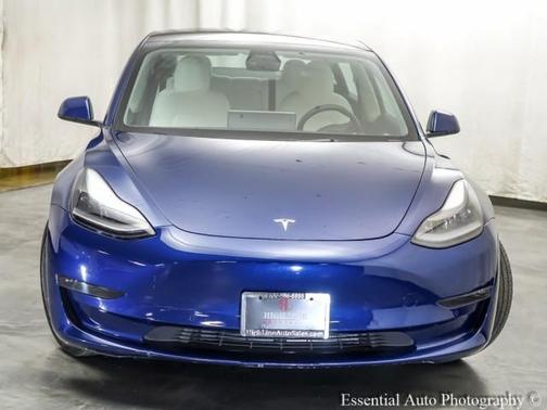 2022 Tesla Model 3 Long Range