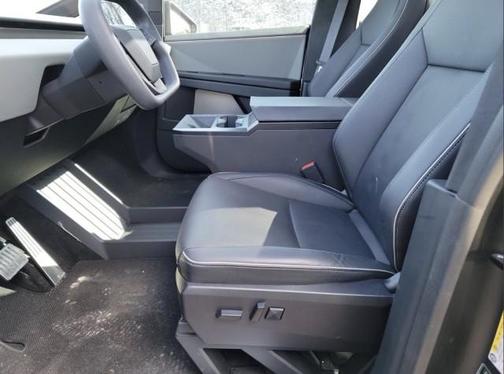 2024 Tesla Cybertruck Base