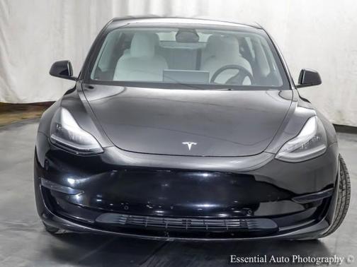 2022 Tesla Model 3 Base